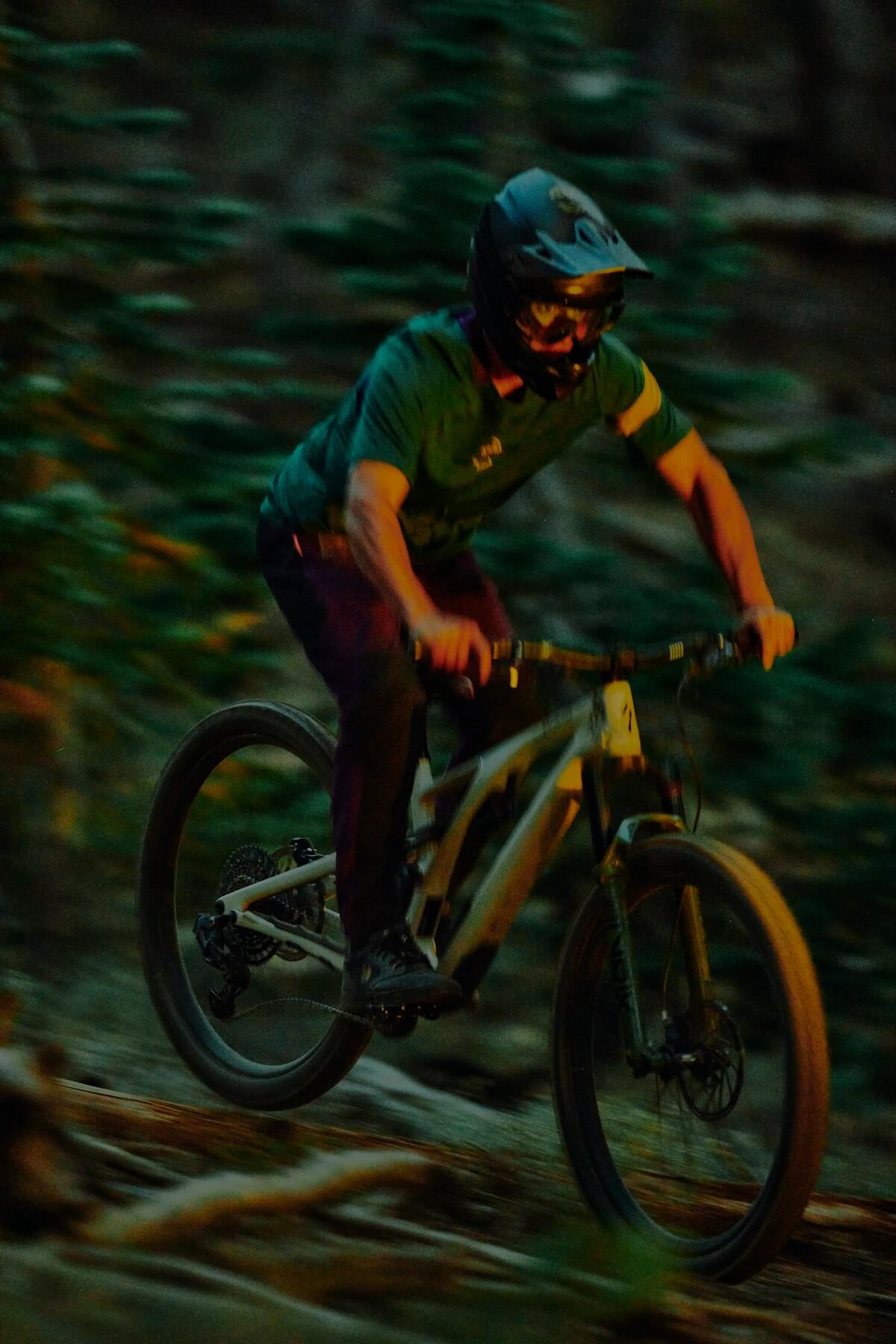 セレクトレイヤーx Brain Dead Creatures Rainbow ブレインデッドxリーボックによる最新コラボクラブCリベンジが